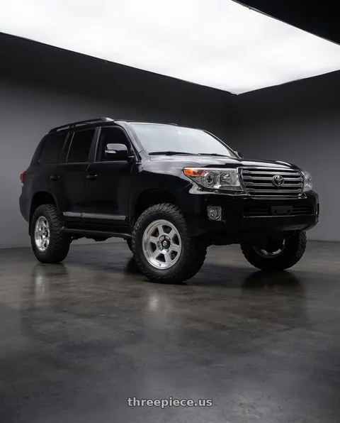 2014 Toyota Land Cruiser with Fuel 1PC FC860 HYPE 5X150 18x8.5 +10 MACHINED wheels