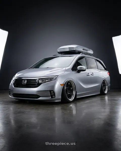 2024 Honda Odyssey with SSR Professor SP1 5x120 20X8+37 SL Disk Black wheels
