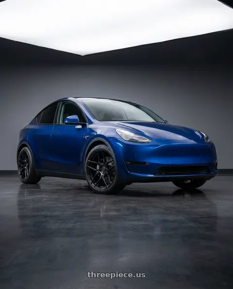 2023 Tesla Model Y with Rohana RFX7 5x112 21x11.5 +30 Gloss Black wheels