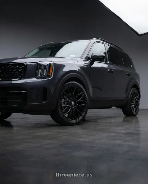 2025 Kia Telluride with TOUREN TR76 3276 5x114.3 20x8.5 +35 GLOSS BLACK wheels