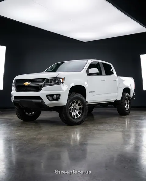 2022 Chevrolet Colorado LT with Method MR105 Beadlock 17x9 -38mm Offset 5x5 71.5mm CB Machined w/Matte Black Ring Wheel - MR10579050338B wheels