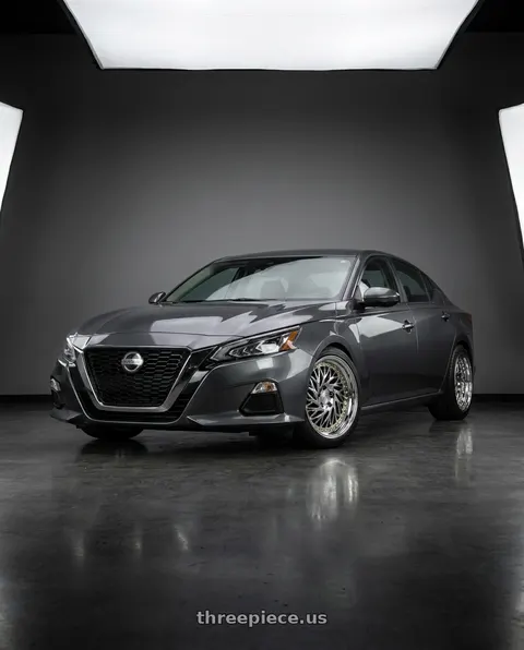2021 Nissan Altima SV with Aodhan DS03 5x114.3 18x9.5 +30 Vacuum Chrome w/Gold Rivets wheels