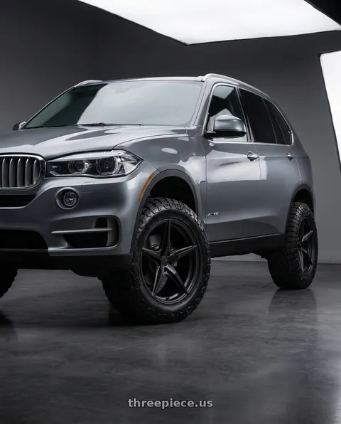 2018 BMW X5 with TSW ESPRIT 5x120 18x10.5 +25 Matte Black wheels