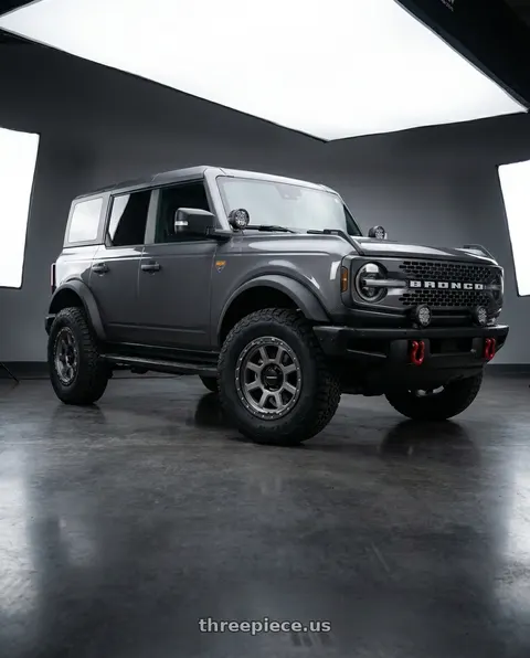 2023 Ford Bronco Badlands with Vision Off-Road 350 Ojos 6x139.7 17x9+12 Satin Grey wheels