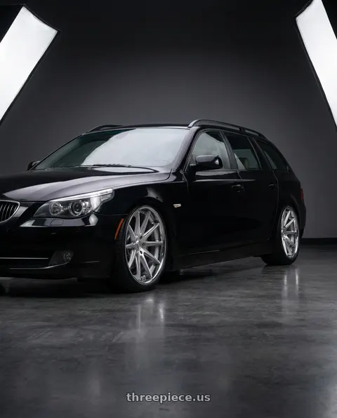2010 BMW 535i xDrive with Rohana RFC10 5x114.3 20x9+25 Machine Silver/Chrome Lip wheels