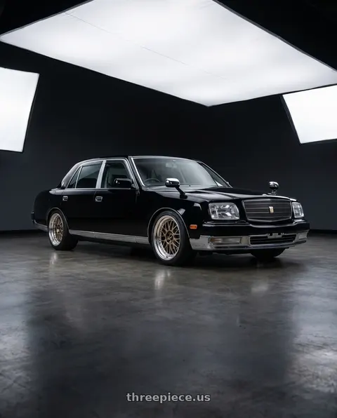 2000 Toyota Century with Work Meister M1 3p 5x114.3 19x13.5-64 T Disk Titanium Gold wheels