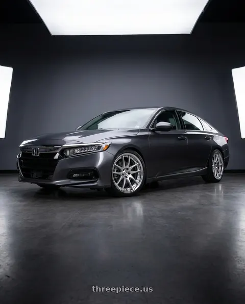2020 Honda Accord EX-L with Work Emotion Cr 3P 5x114.3 20x8.5+44 L Disk Burning Silver wheels