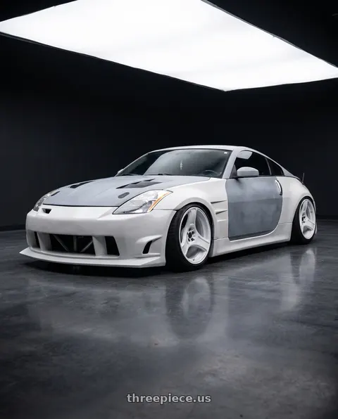 2003 Nissan 350Z with HERITAGE WHEEL BUSHIDO MONOC 5x114.3 18x9.5 +12 WHITE wheels