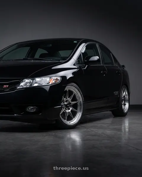 2010 Honda Civic Si with Konig Countergram 5x114.3 19x11+18 Hyper Chrome / Machined Lip wheels