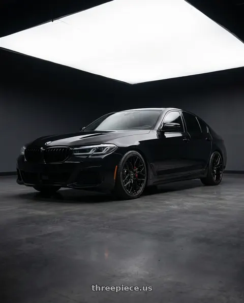 2020 BMW M550i xDrive with F1R FS3 5x112 19x8.5 +35 Gloss Black wheels