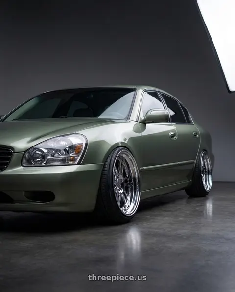 2004 INFINITI Q45 with Heritage Wheel FORMULA wheels