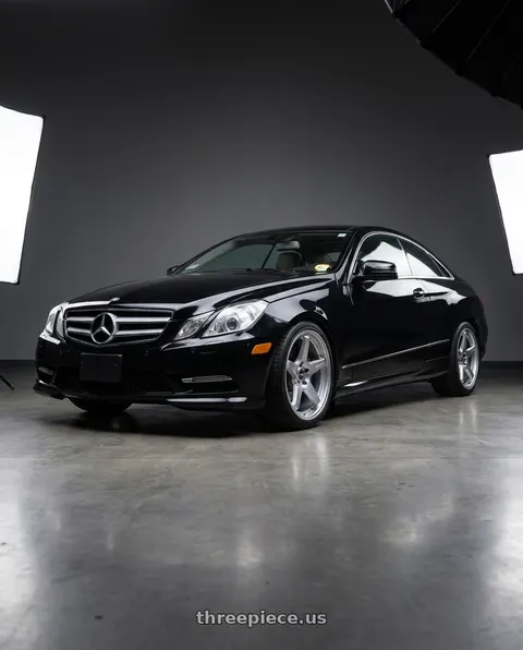 2013 Mercedes-Benz E350 4Matic with ESR Wheels APX5C 5x112 19x8.5 +40 Hyper Silver wheels