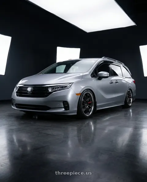 2024 Honda Odyssey with Work Zr10 2P 5x120 20x8.5 +45 Glim Black wheels