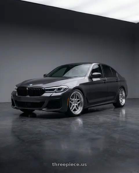 2021 BMW 540i xDrive with ESR Wheels CS SERIES CS15 5x114.3 19x9.5 +35 Hyper Silver wheels