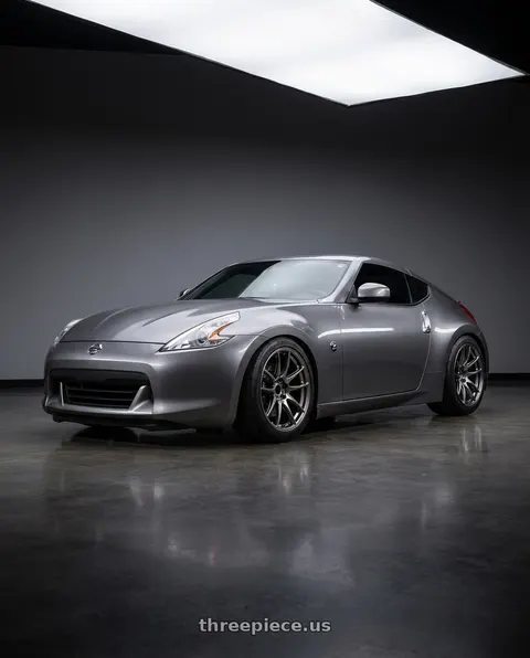 2009 Nissan 370Z with WORK Emotion CR Shigoku 5x114.3 18x10.5 +12 Glow Gunmetal GGM wheels