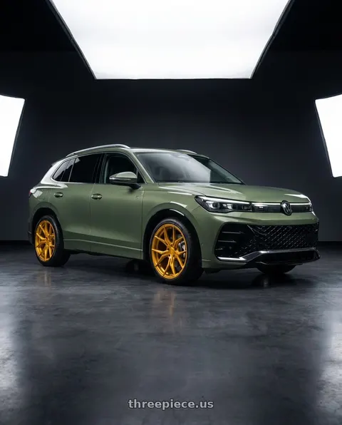 2026 Volkswagen Tiguan SE with Rohana RFX5 5x112 20x9+35 Gloss Gold wheels