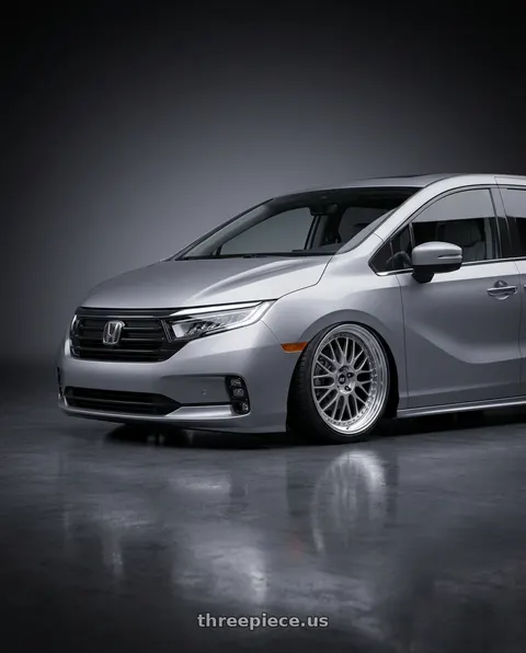 2024 Honda Odyssey Elite with Work Zistance W10m 5x120 20x8.5+42 W Disk Crystal Silver wheels