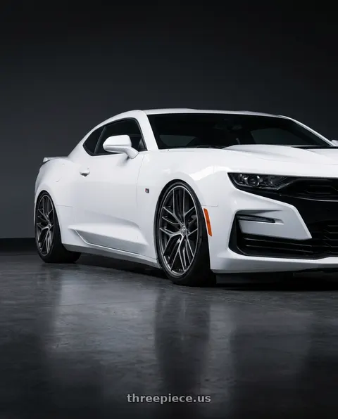 2022 Chevrolet Camaro with BBS CC-R 5x120 20x8.5+32 Graphite w/ Diamond Cut Face wheels