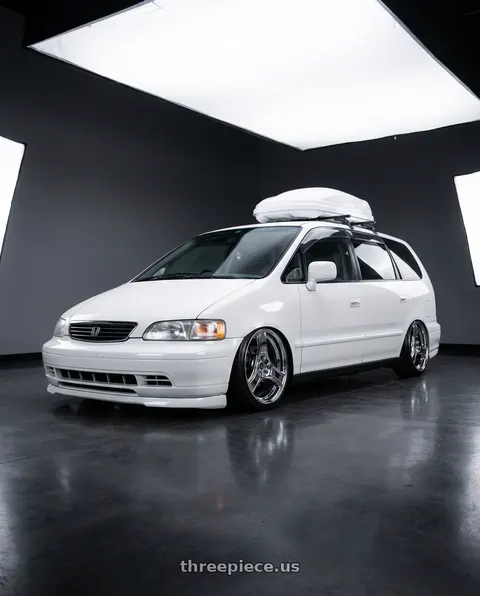 1998 Honda Odyssey with HERITAGE WHEEL BUSHIDO MONOC 5x114.3 18x9.5 +38 CHROME wheels