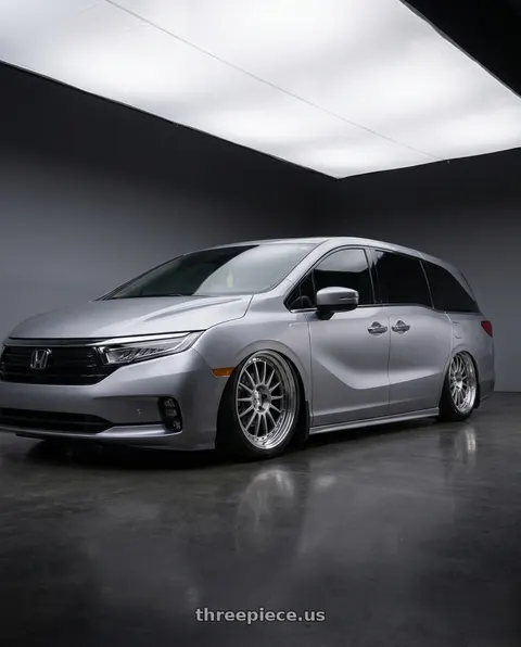 2024 Honda Odyssey with SSR Professor TF1 5x120 20X7+37 SL Disk Titan Silver wheels