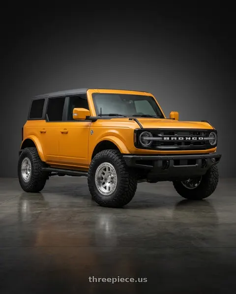 2024 Ford Bronco with KMC KM229 MACHETE CRAWL BEADLOCK 6X139.7 17X9 -38 MACHINED wheels