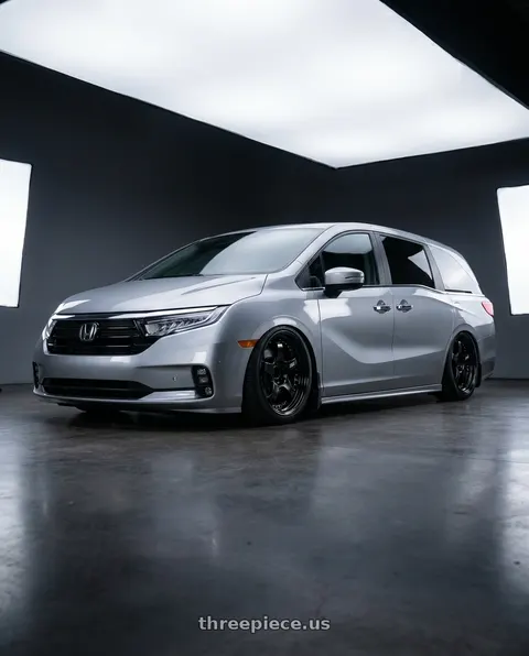 2024 Honda Odyssey with SSR Professor SP1 5x120 20X7.5+43 SL Disk Black wheels