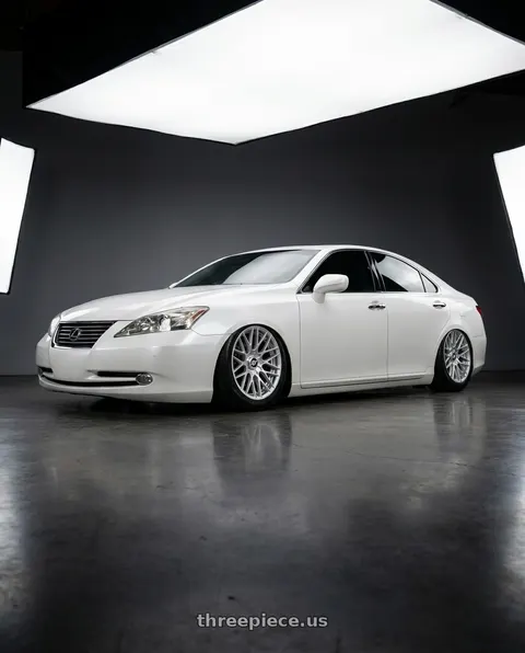 2012 Lexus ES350 with Rotiform 1PC R140 RSE 5X114.3/5X120 19X8.5 +35 GLOSS SILVER wheels