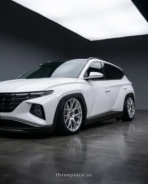 2026 Hyundai Tucson with BBS RE-V7 5x114.3 18x8.5 +42 Diamond Silver wheels