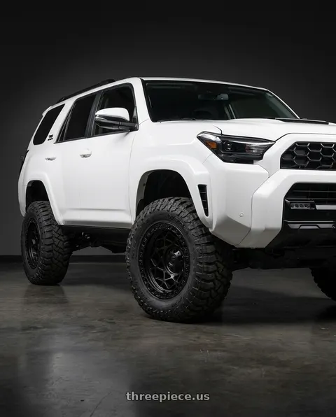 2022 Toyota 4Runner with Fuel 1PC D120 UNIT BEADLOCK 6X139.7 17X9 -15 BLACKOUT wheels