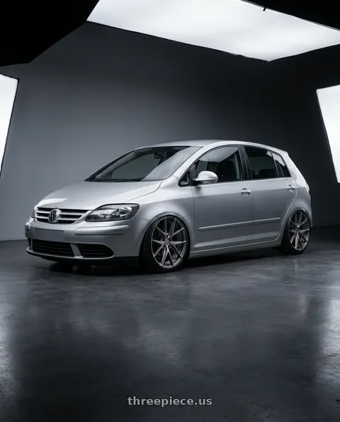 2006 Volkswagen Golf with Niche 1PC M116 MISANO 5X114.3 19X8.5 +33 MATTE GUN METAL wheels