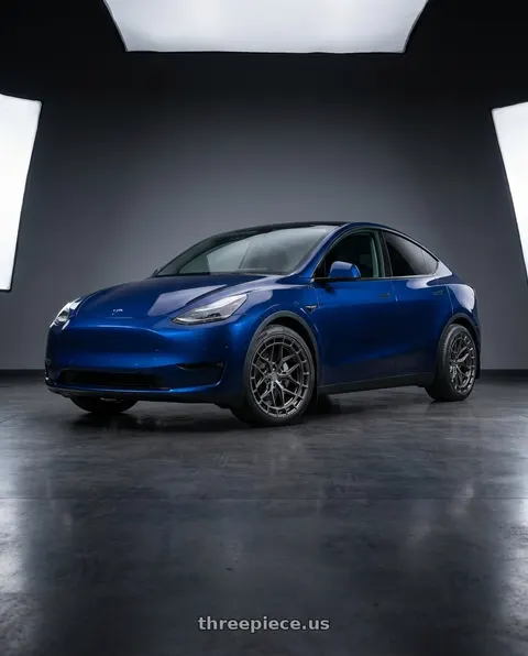 2023 Tesla Model Y with VOSSEN HFX-1 6X135 20x9.5 +15 MATTE GUNMETAL wheels