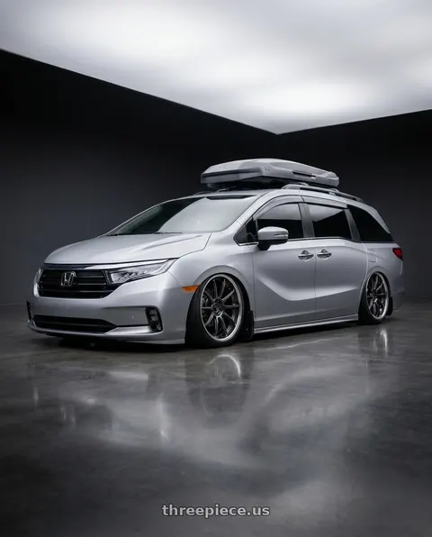 2024 Honda Odyssey with Ssr Reiner Type 12S 5x120 20X8.5 45 Normal Disk Prism Dark Gunmetal wheels