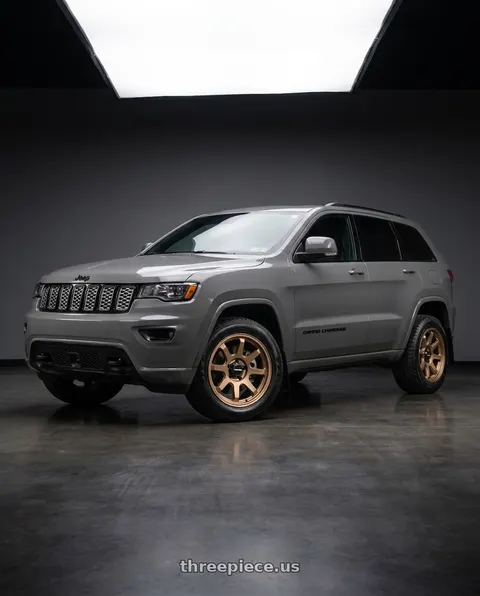 2021 Jeep Grand Cherokee Overland with Vision Off-Road 351 Flow 5x127 17x8+30 Bronze wheels