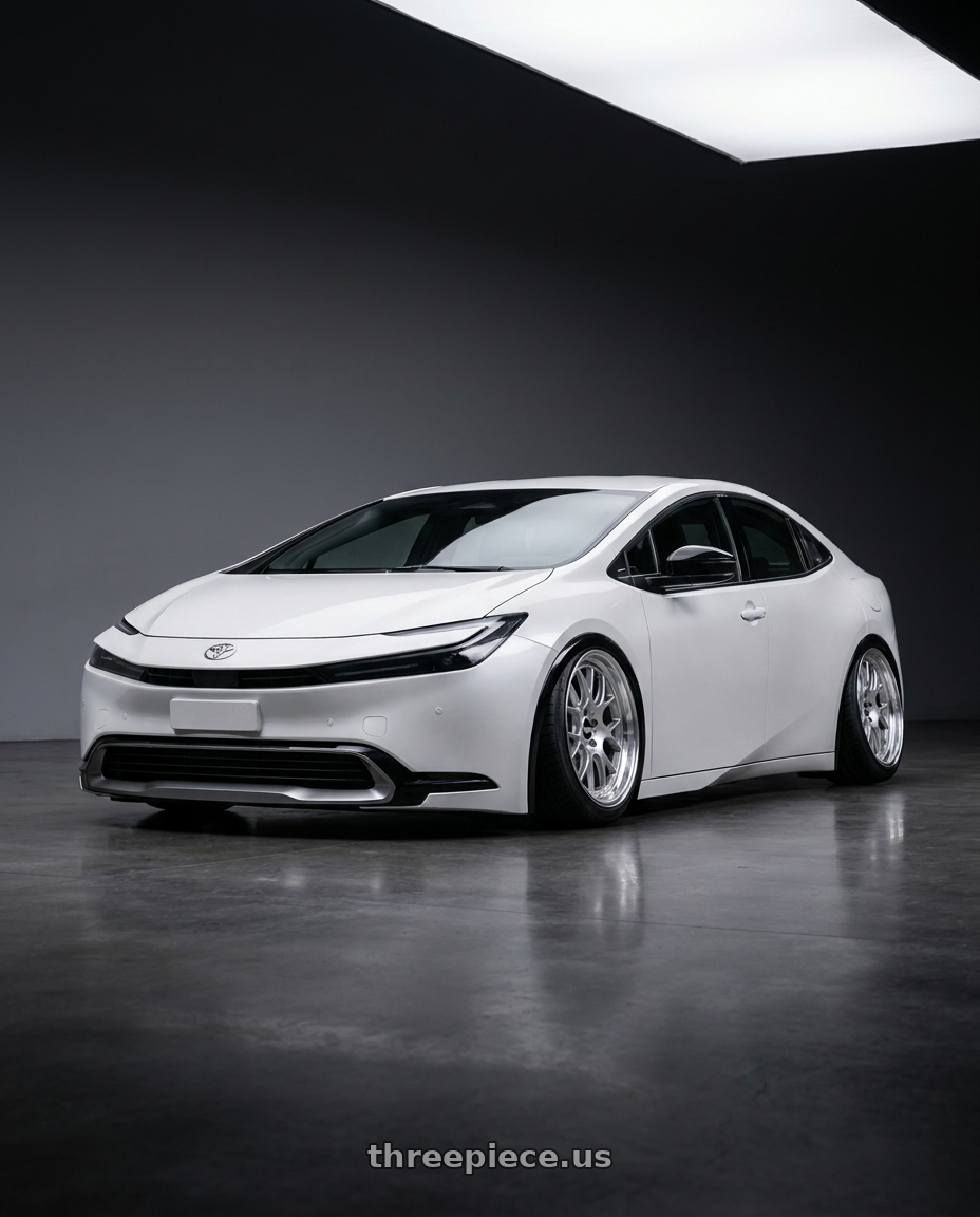 2025 Toyota Prius PHEV 鉑鑽白 with BBS CH-R 5x114.3 19x8 +38 Brilliant Silver Polished Rim Protector wheels