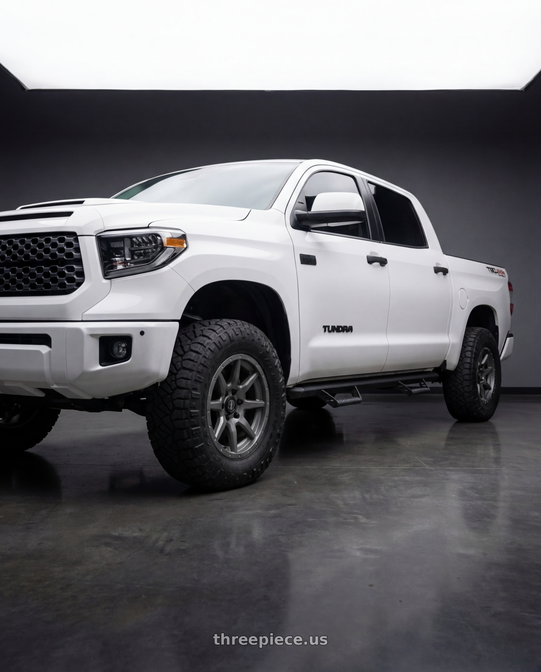 2021 Toyota tundra with Icon Alloys VECTOR 5 5x150 17x8.5+25 TITANIUM wheels