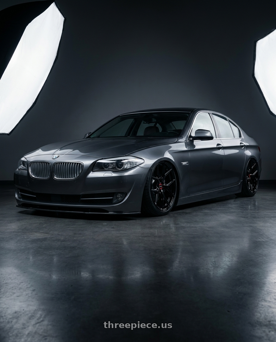 2016 BMW 5 Series F10 with Vossen HF-5 20x9 / 5x120 / ET35 / Flat Face / 72.56 - Gloss Black Wheel - HF5-0B01 wheels