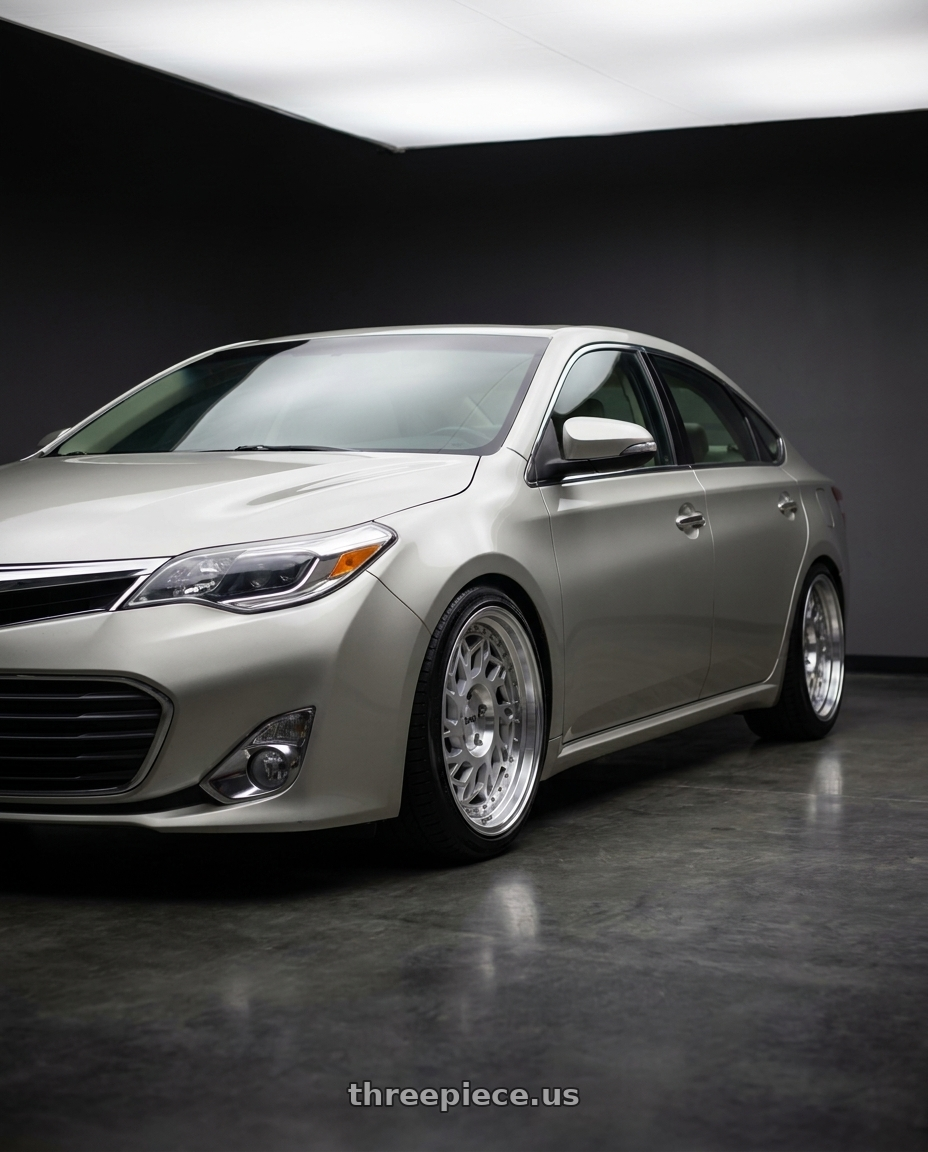 2013 toyota avalon with F1R R32 5x114.3 18x9.5 +35 Machine Silver/Polish Lip wheels
