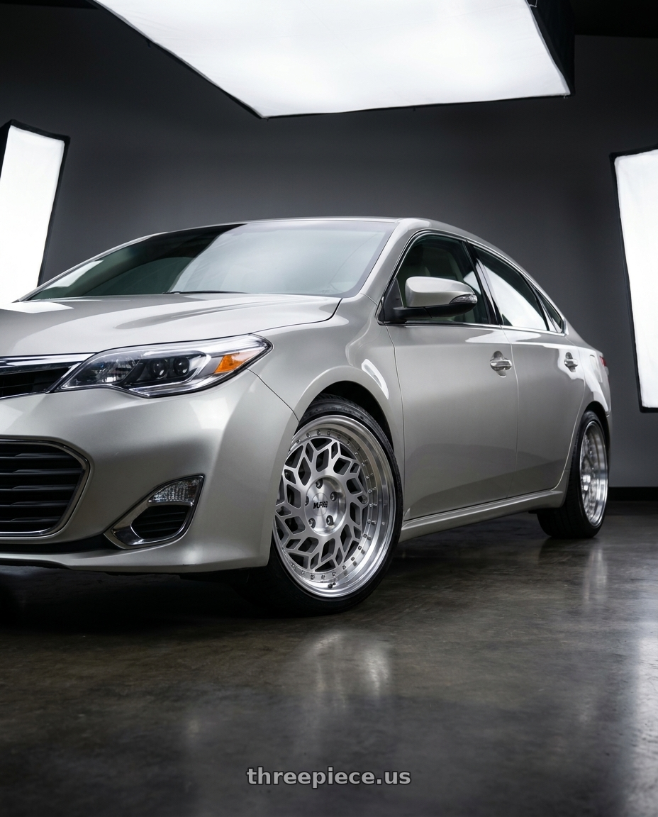 2013 toyota avalon with F1R R32 5x114.3 18x8.5 +33 Machine Silver/Polish Lip wheels