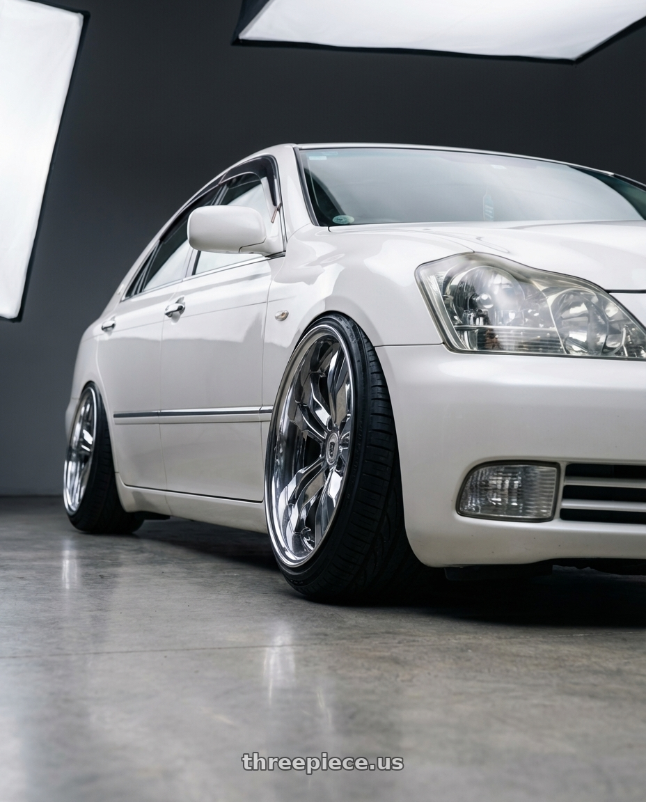 2005 toyota crown with OE Wheels CA15A 5x115 18x8.5+40 Chrome wheels