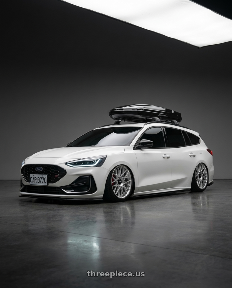 2023 focus st wagon with Rotiform 1PC R167 BLQ-C 5X108/5X114.3 19X8.5 +35 SILVER wheels