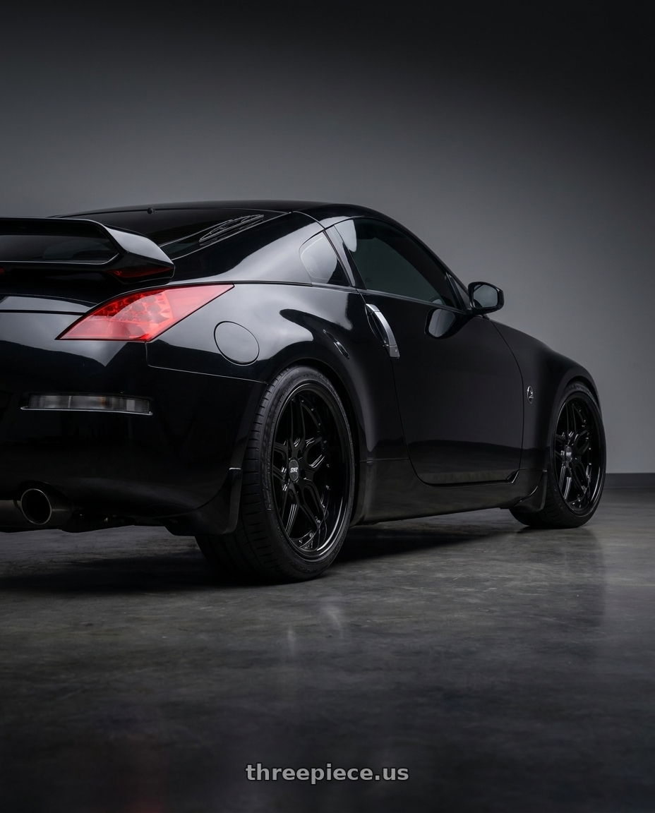2003 Nissan 350z with ESR Wheels CS15.2 5x114.3 18x8.5 +35 Gloss Black wheels rear three quarter view square tires