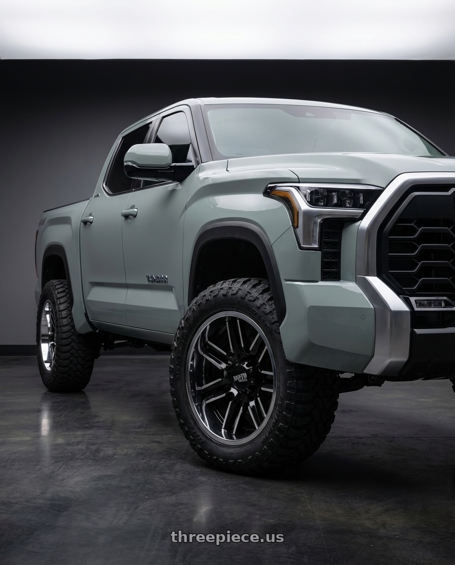 2024 Toyota Tundra with Moto Metal MO202 6X139.7 22X12 -44 GLOSS BLACK MACHINED CENTER CHROME LIP wheels