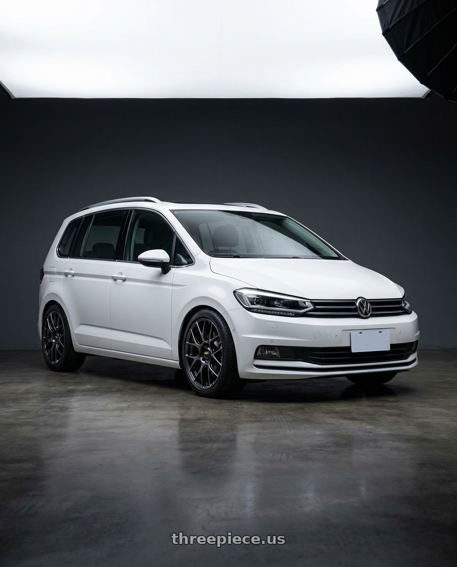 2025 VW Touran 280 TSI Elegance white with BBS RE-V7 5x112 18x8.5 +42 Diamond Black wheels