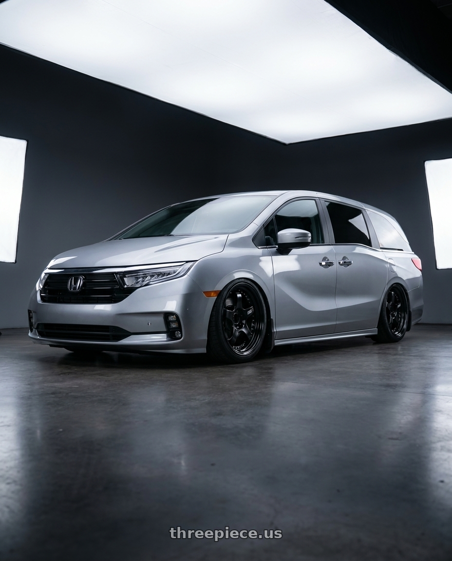 2024 Honda Odyssey with SSR Professor SP1 5x120 20X7.5+43 SL Disk Black wheels