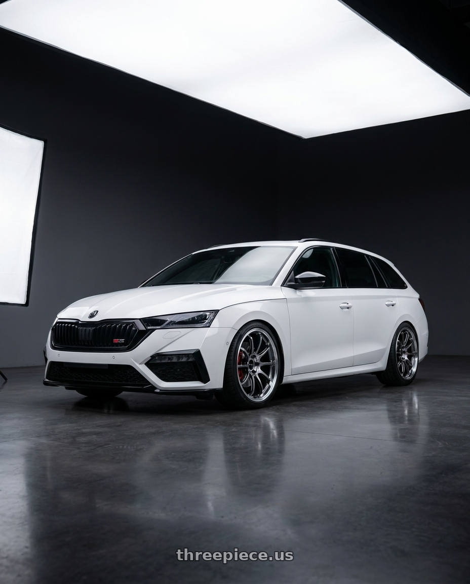 2023 Octavia combi RS with Advan Racing RZ-DF2 5x112 19x8.5 +45 DIAMOND CUT & HYPER PLATINUM BLACK wheels