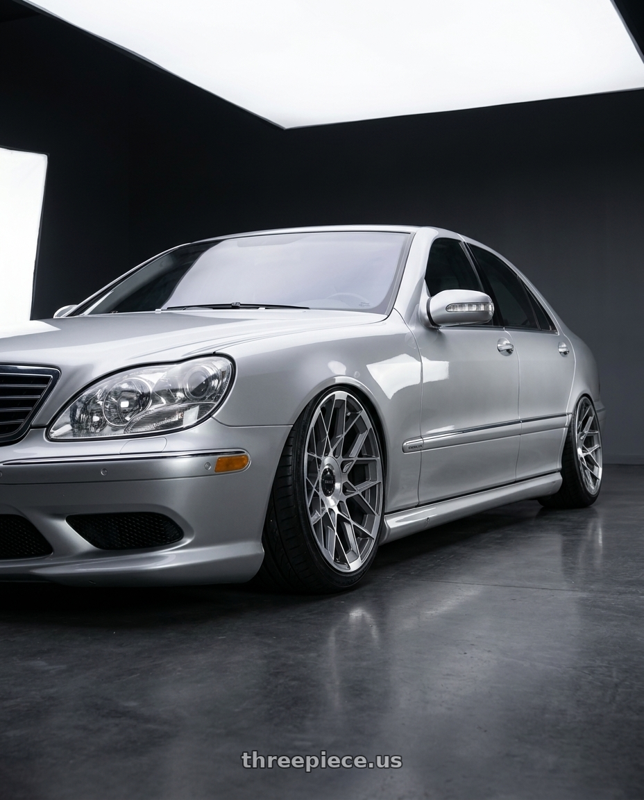 2006 Mercedes S65 AMG with Status ST005 MATRIX 5X120/5X127 22X9.5 +30 ANTH-MIR wheels
