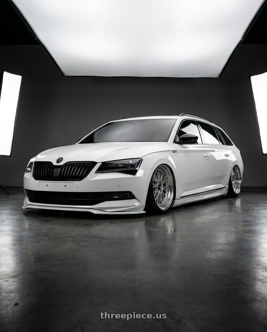 2018 superb combi with Rotiform 1PC R143 LAS-R BLANK 17X8 +30 GLOSS SILVER wheels