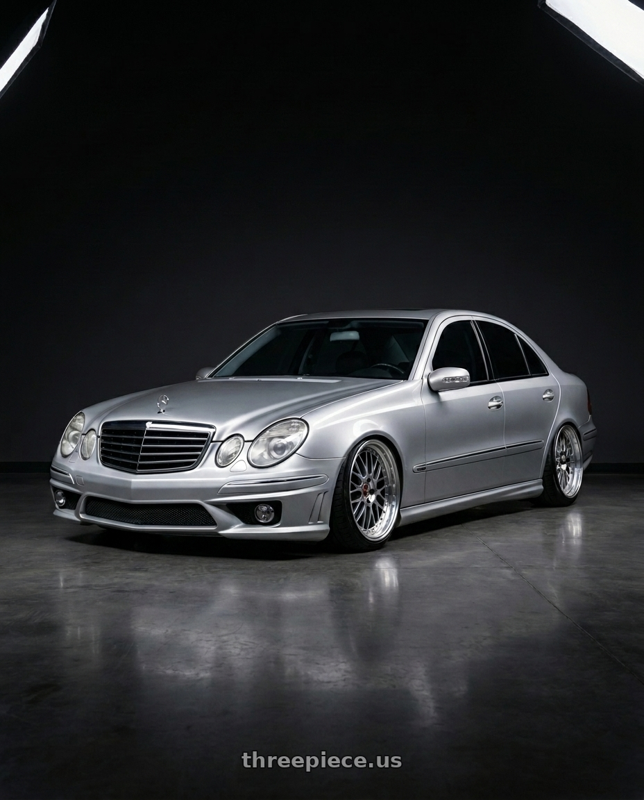 2006 Mercedes E500 with Work Equip E05 5x108 19x10.5+-17 o disk 3d Chrome wheels