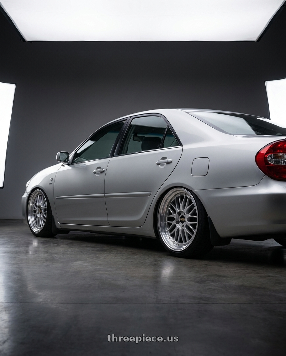 2006 toyota camry 2006 xv30 with BBS LM 5x114.3 18x8.0+35 Diamond Silver wheels rear three quarter view square tires