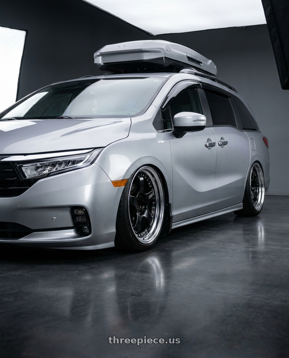 2024 Honda Odyssey with SSR Professor SP1 5x120 20X8+37 NR Disk Black wheels